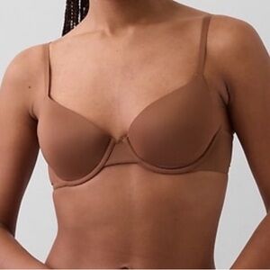 Gap second skin semi semi bra. NWT. 34DD